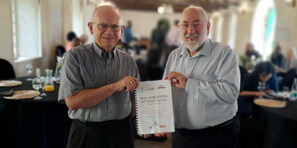 Adrian Schofield and Professor Barry Dwolatzky, authors of the 2022 JCSE – IITPSA Skills Survey