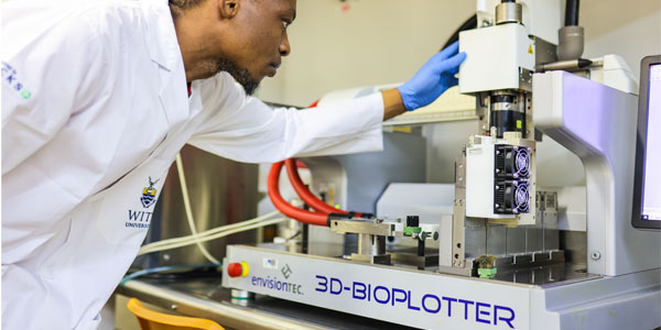 This image shows the 3D Bioplotter which is capable of 3D printing cellular matrices for applications in tissue engineering. The design and cells used in this equipment allow for the printing of artificial/replacement/regenerative tissue and organs. | Curiosity 16: #Drugs ? /curiosity/