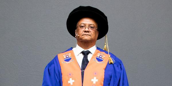 Prof. Lionel Green Thompson, formerly Assistant Dean Teaching and Learning at Wits, delivered the keynote address at the FHS graduation in December 2018